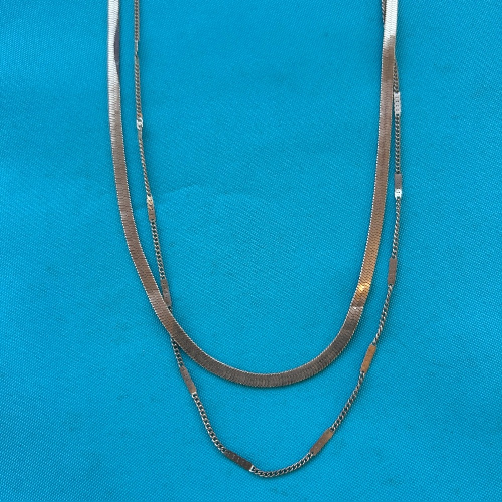 Double Layered  Chain Necklace Herringbone Vintage Gold Tone. 18”.